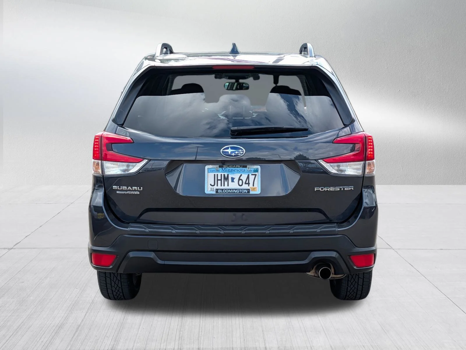 Used 2019 Dark Gray Metallic Subaru Limited image 6