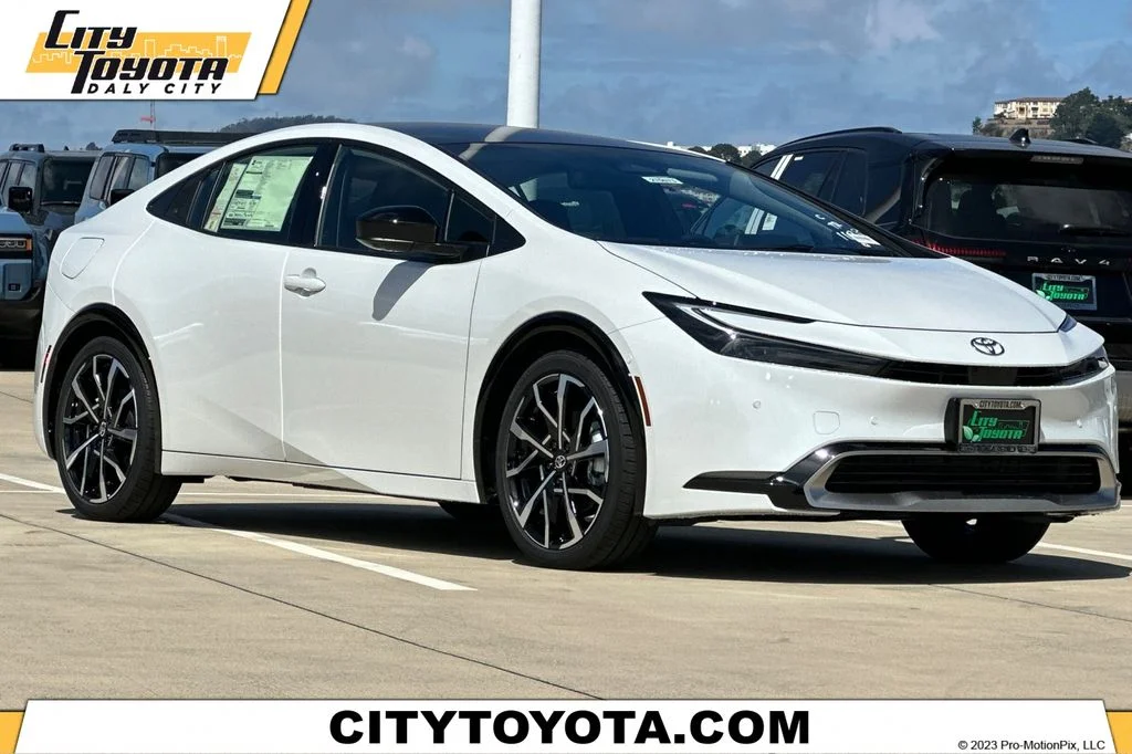 2027 Toyota Prius Plug-in Hybrid  XSE Premium