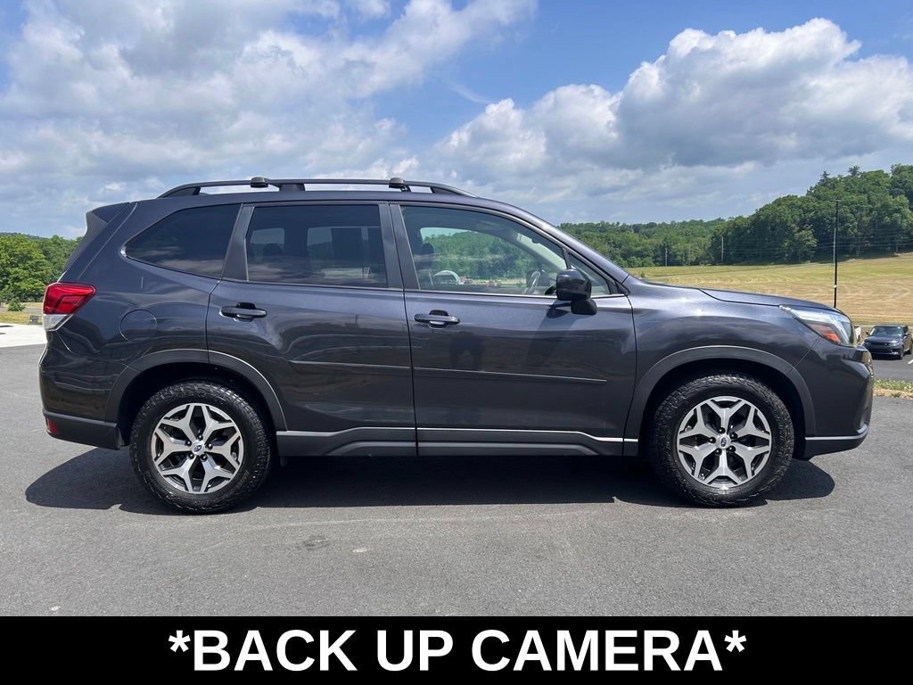Used 2019 Gray Subaru Premium image 9