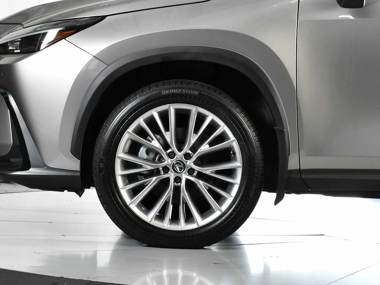 Used 2025 Atomic Silver Lexus Premium image 10