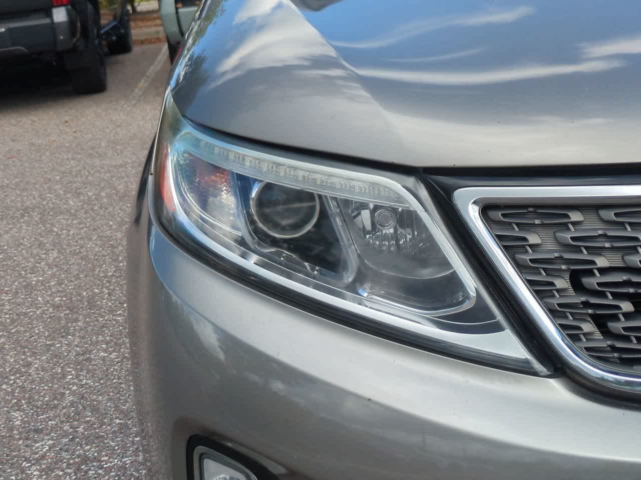 Used 2015 Titanium Silver Kia SX image 10