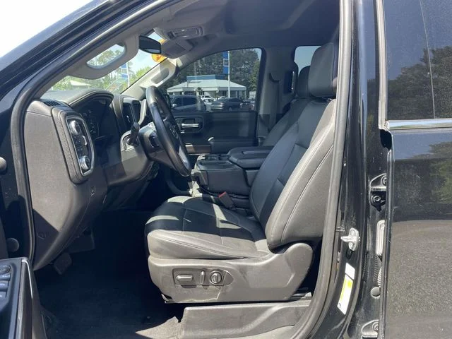 Used 2022 Black GMC SLT image 14