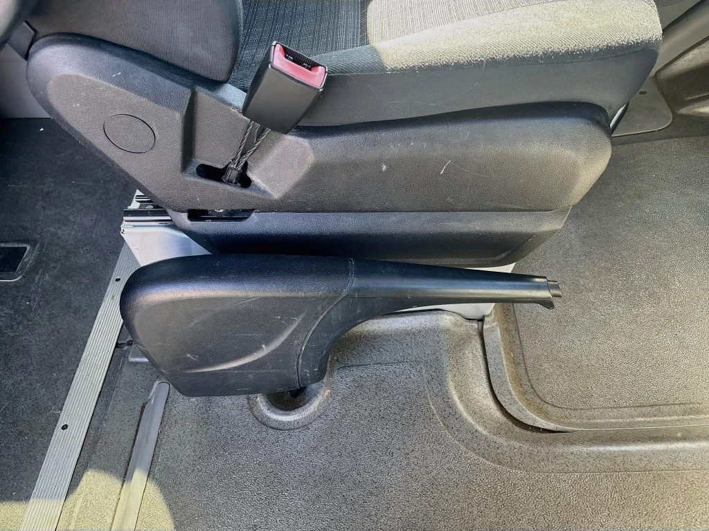 Used 2016  Mercedes-Benz Passenger 144 WB image 23