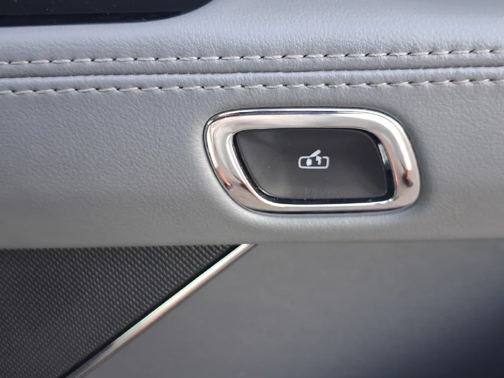 Used 2021 Black Lincoln Reserve image 35