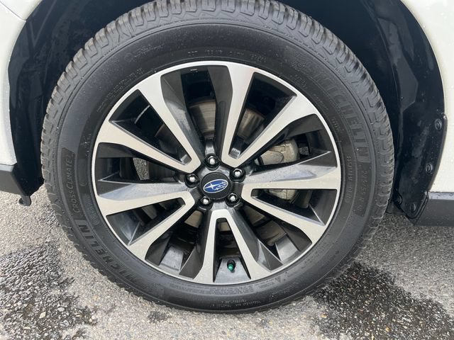 Used 2018 Crystal White Pearl Subaru 2.0XT Premium image 30