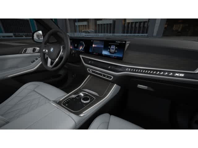 Used 2026 Tanzanite Blue II Metallic BMW sDrive40i image 14