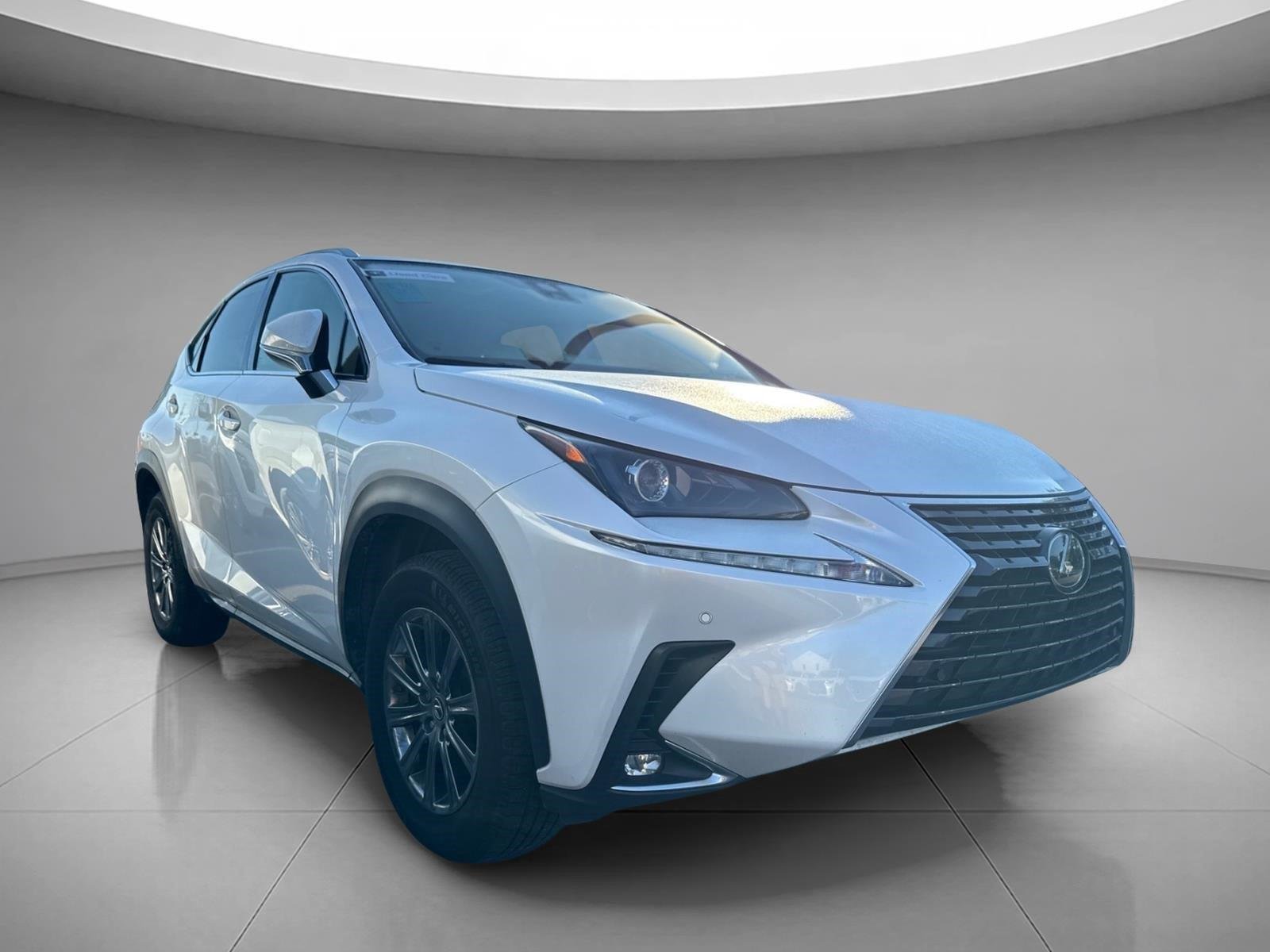 Used 2018 Eminent White Pearl Lexus Base image 22