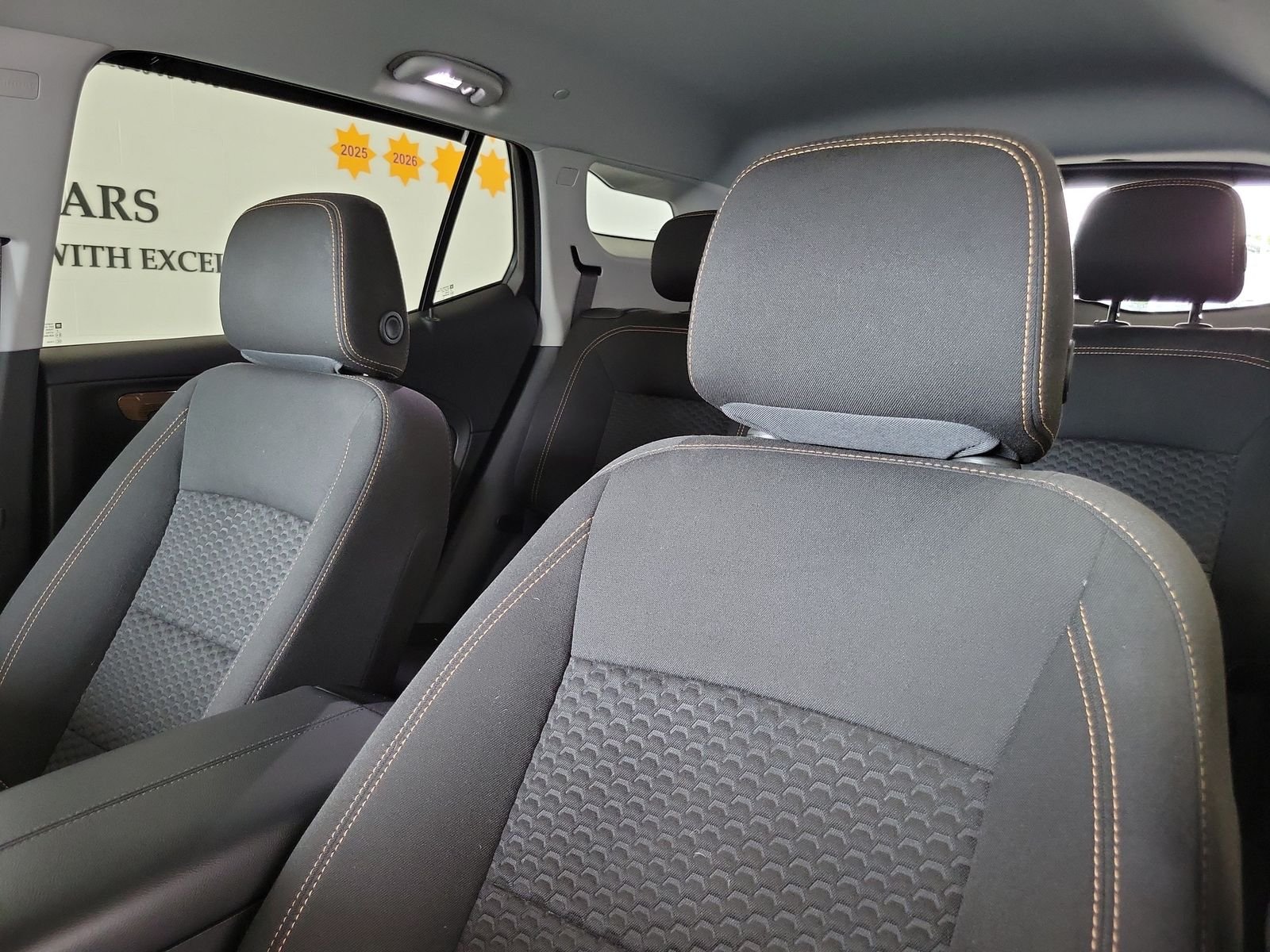 Used 2020 Black GMC SLE image 11