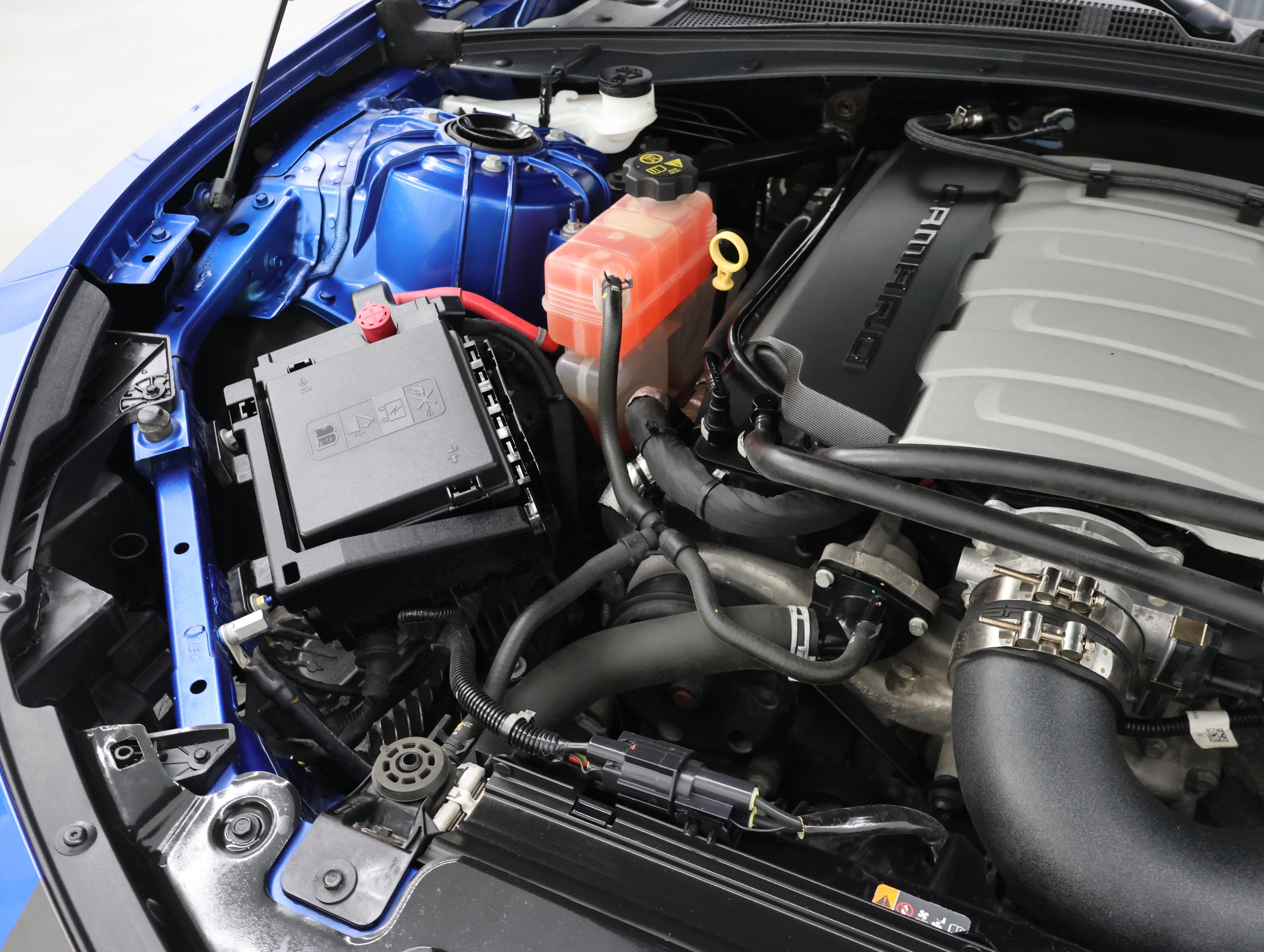 Used 2017 Hyper Blue Metallic Chevrolet 2SS Coupe: 2SS-AUTO-NAV-MOON-LIKE NEW TIRES-HEAT/COOL SEATS- image 21