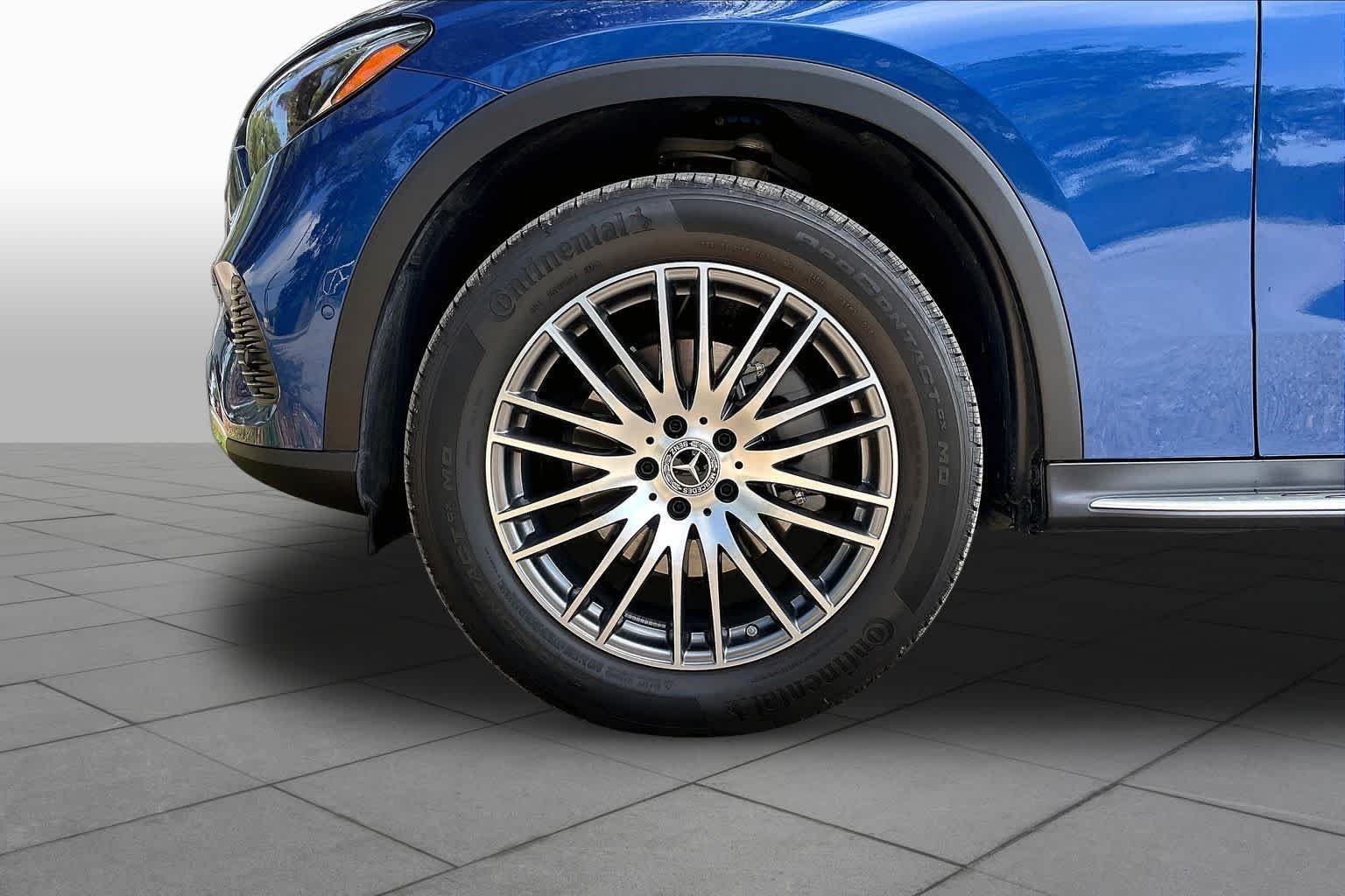 Certified Used 2026 Starling Blue Metallic Mercedes-Benz GLC 300 image 11