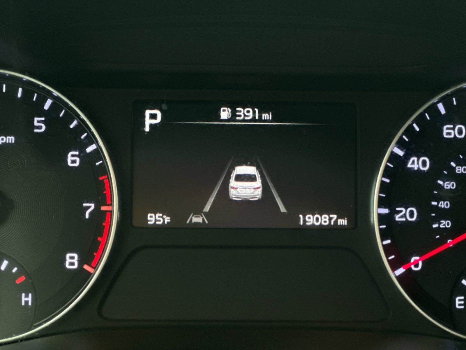 Certified Used 2023 White Kia LXS image 24