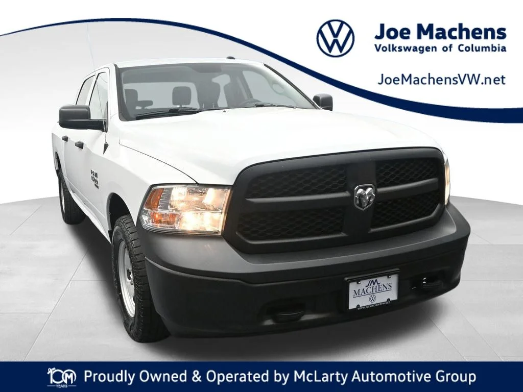 2019 RAM 1500 Classic Tradesman 4x4 Crew Cab 5'7's photo