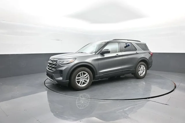 New 2026 Carbonized Gray Metallic Ford Active image 4