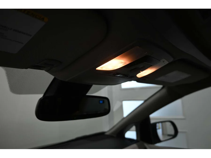 Used 2019 BLACK Toyota XLE Mobility Handicap Van image 29