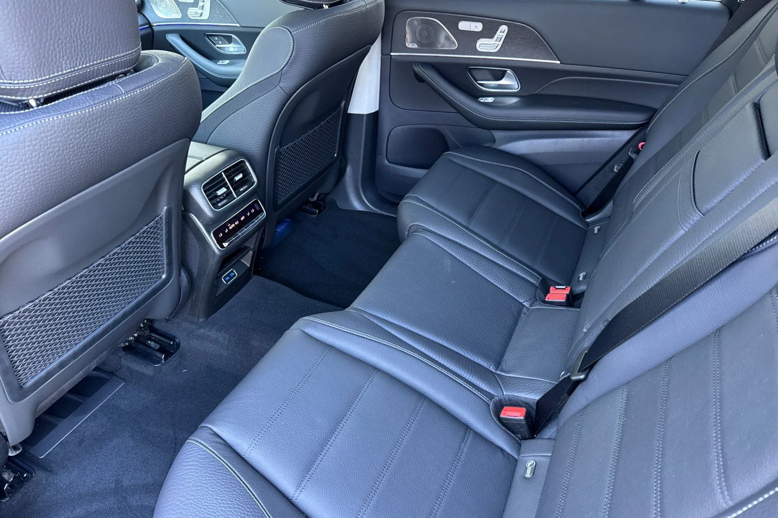 New 2026 Black Mercedes-Benz GLS 450 image 10