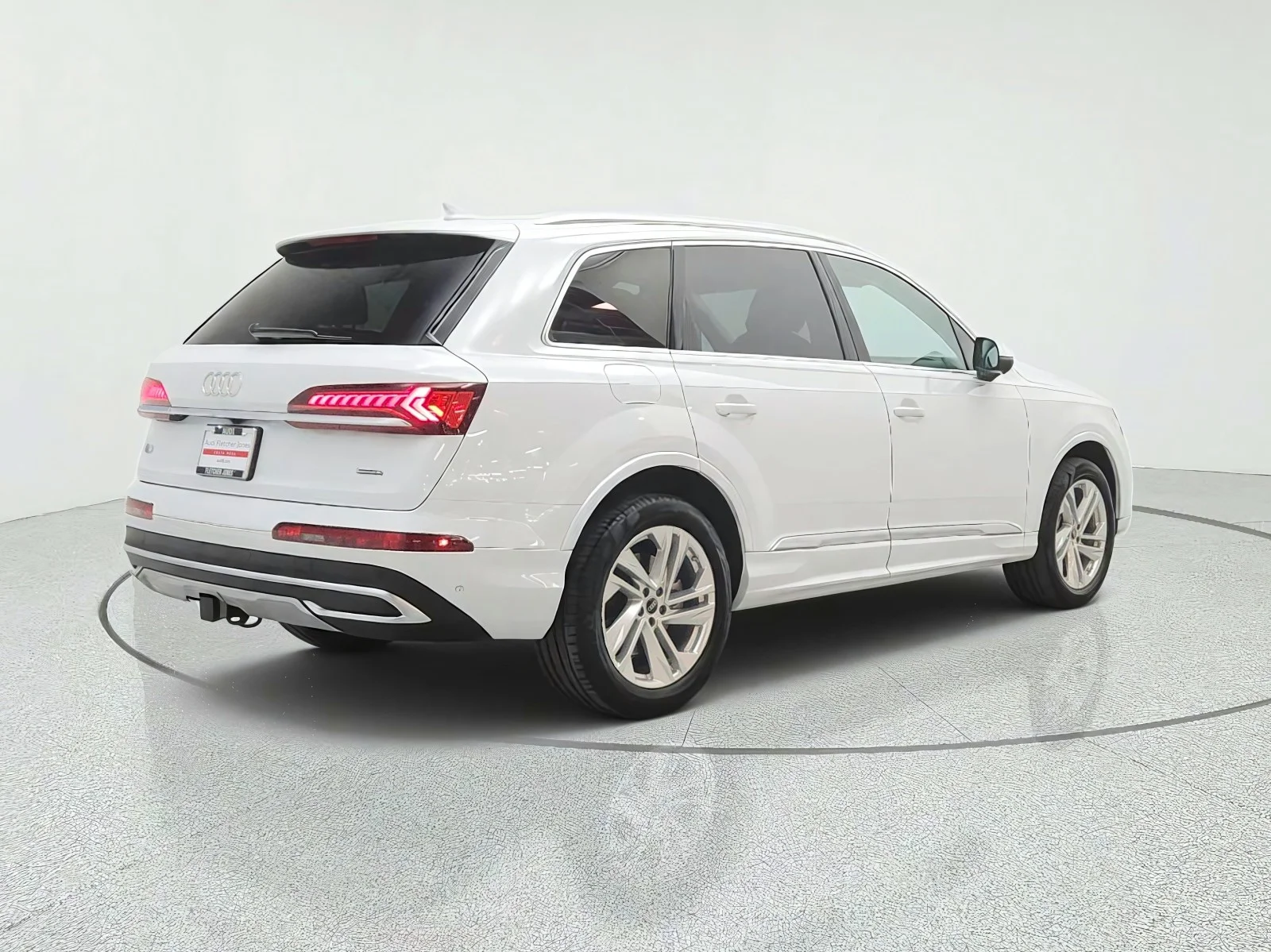 Used 2023 Glacier White Metallic Audi Premium Plus 55 TFSI quattro image 5