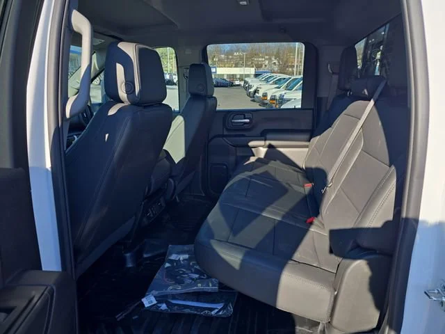 2026 GMC Sierra 3500HD Pro - Photo 10