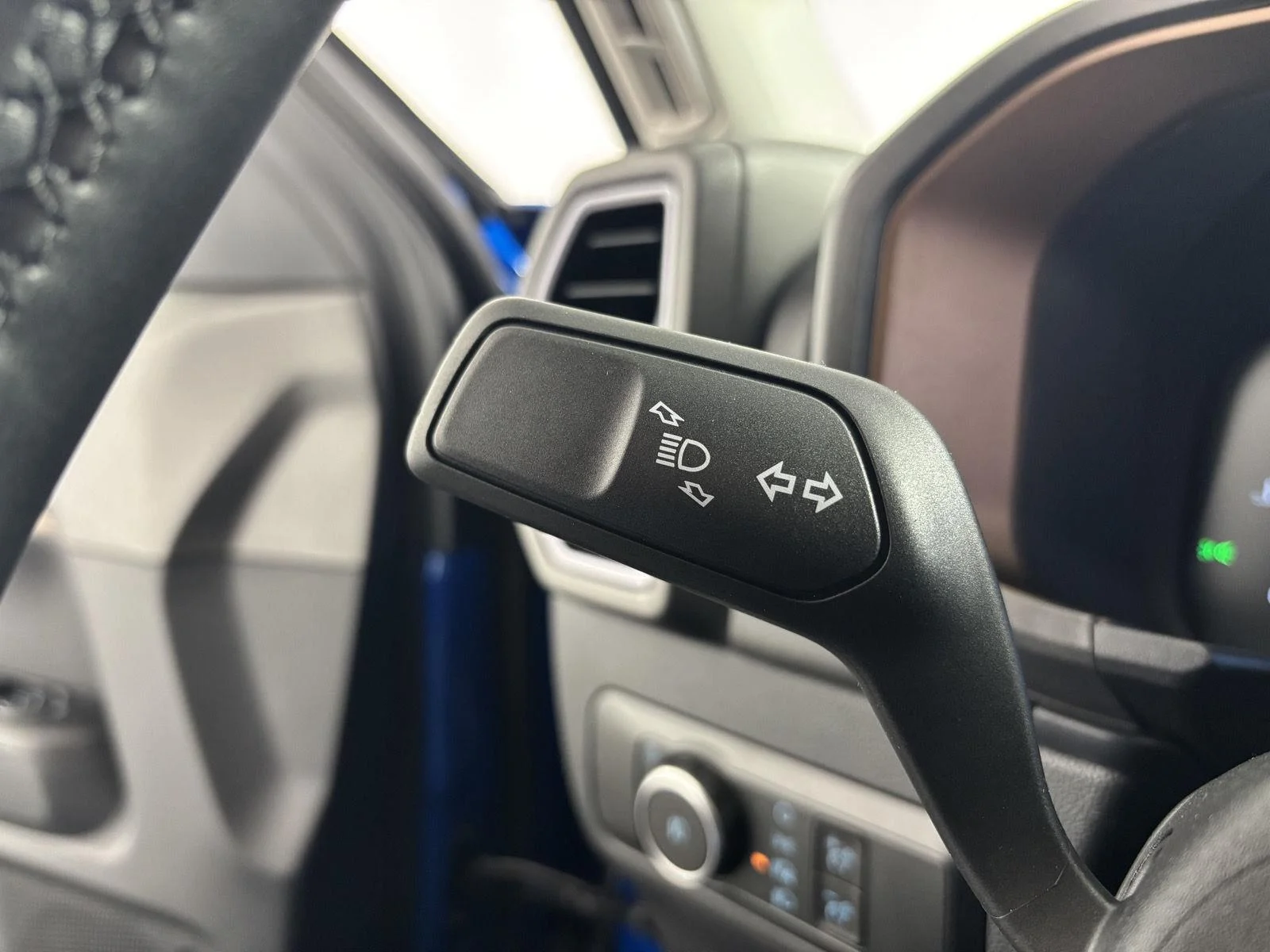 Used 2026 Velocity Blue Metallic Ford Outer Banks image 30