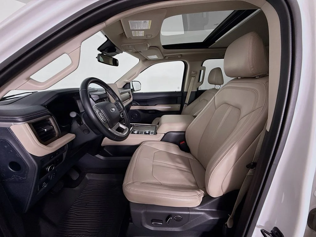 Used 2023 White Metallic Ford Limited image 5