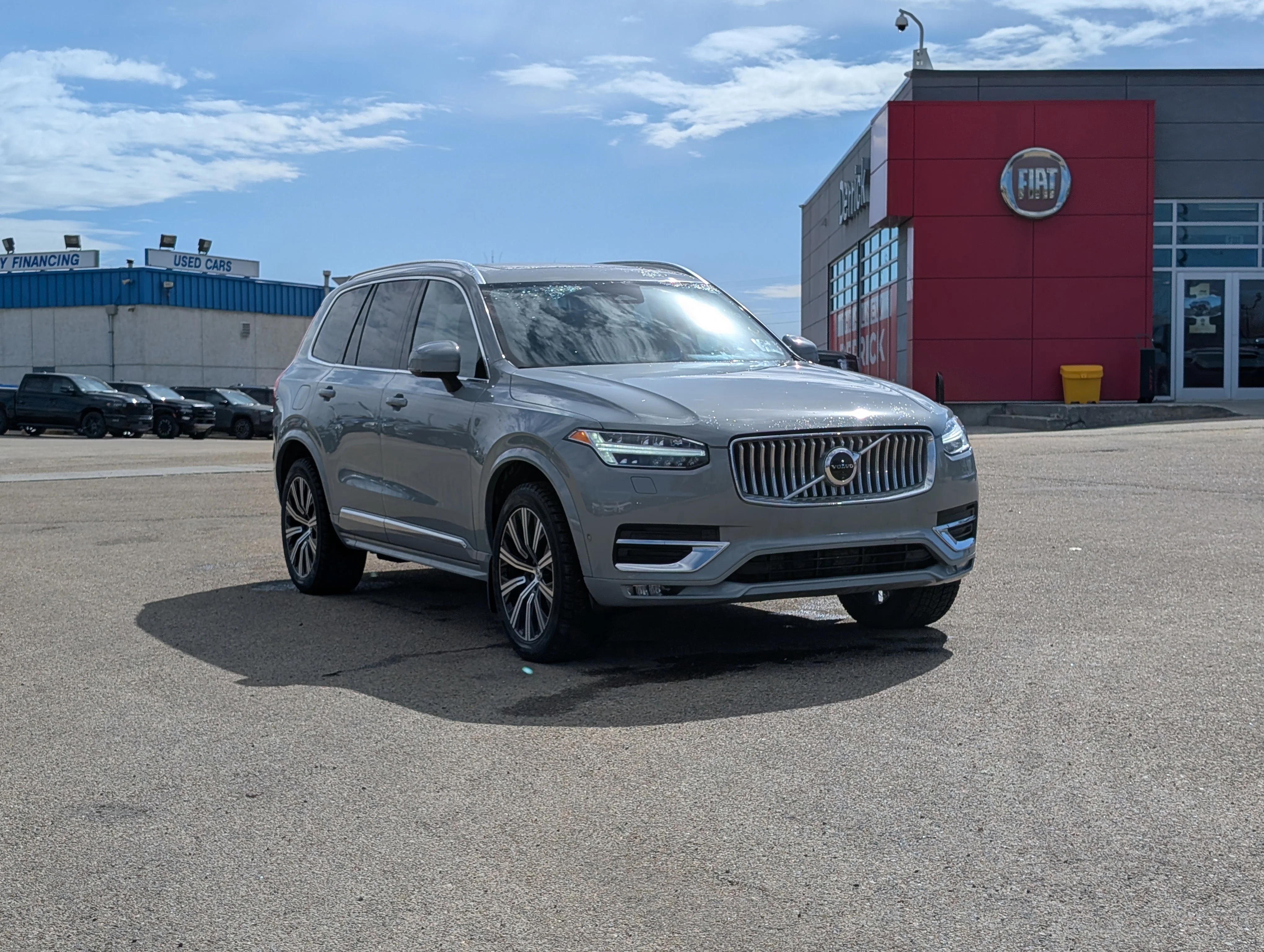 Used 2024 Crystal White Metallic Volvo Plus Bright Theme image 9