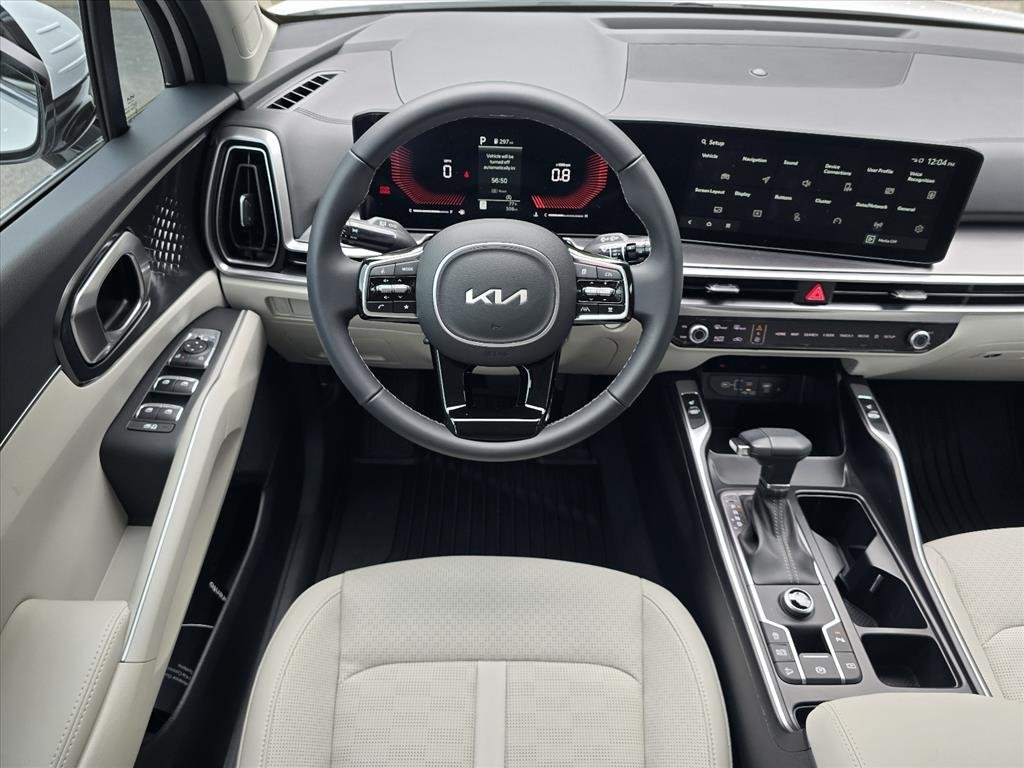 2025 Kia Sorento S - Photo 13