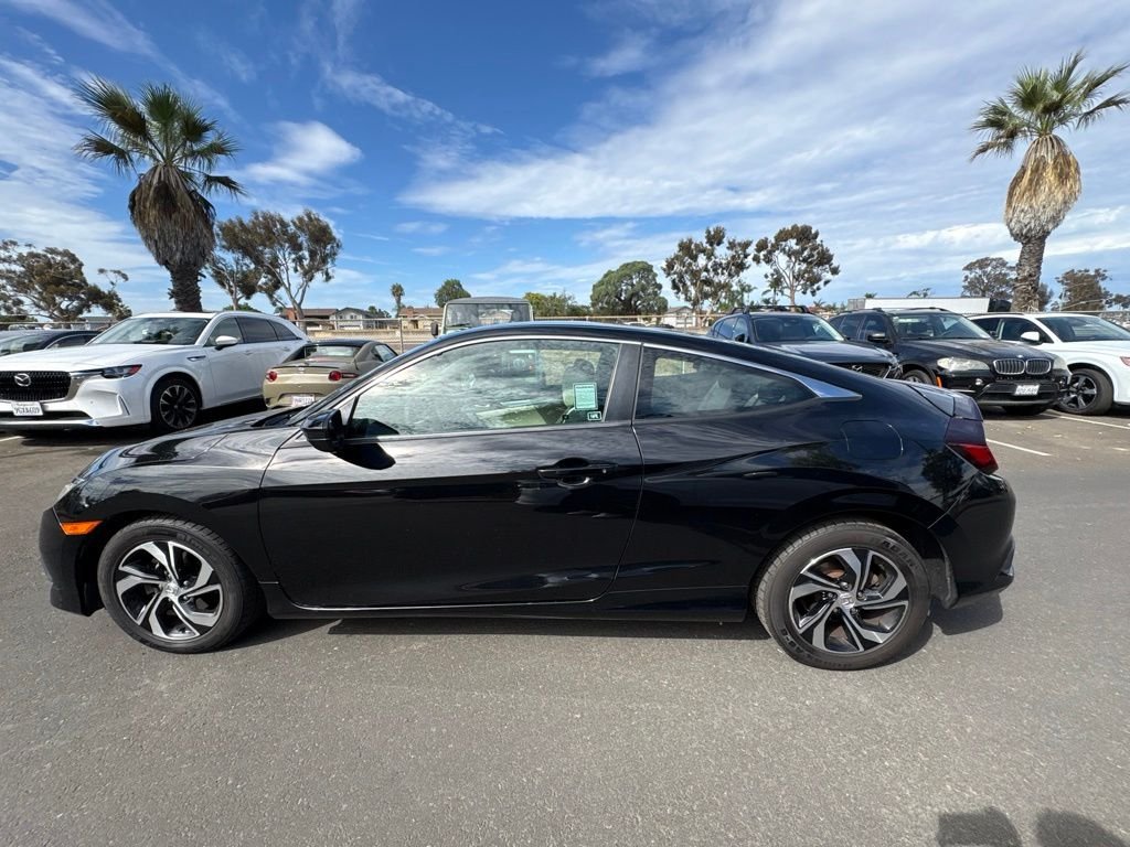 Used 2016 Crystal Black Pearl Honda LX image 9