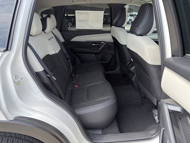 New 2026 Rhodium White Metallic Mazda 2.5 S Select image 15