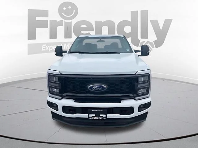 New 2026 Oxford White Ford F-350® XL image 32