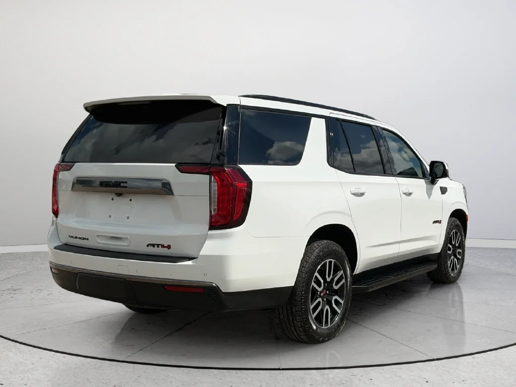 2024 GMC Yukon AT4 - Photo 6