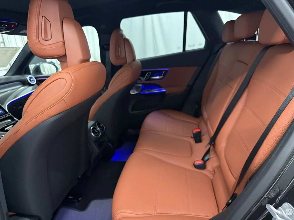 New 2027 Gray Mercedes-Benz GLC 300 image 19