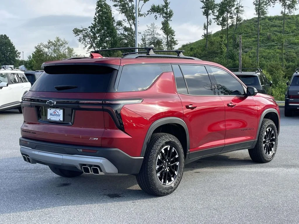 2025 Chevrolet Traverse Z71 - Photo 29