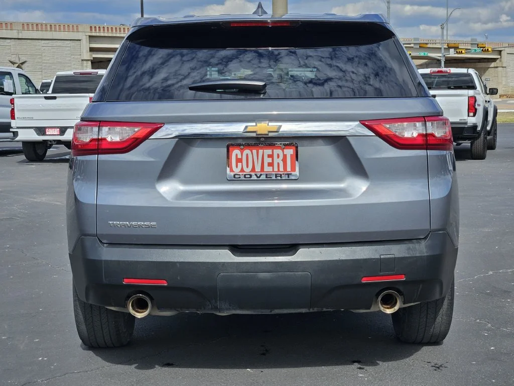 Used 2021 Gray Chevrolet LS image 6