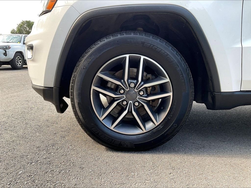 Used 2020 White Jeep Limited image 22