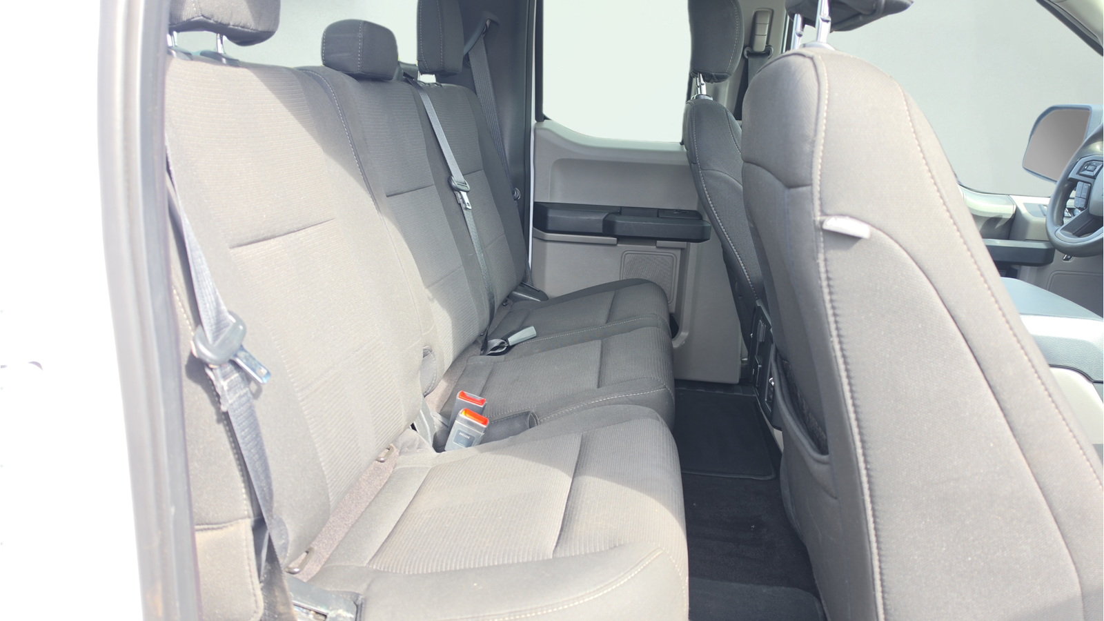 Used 2018 Oxford White Ford XL image 23