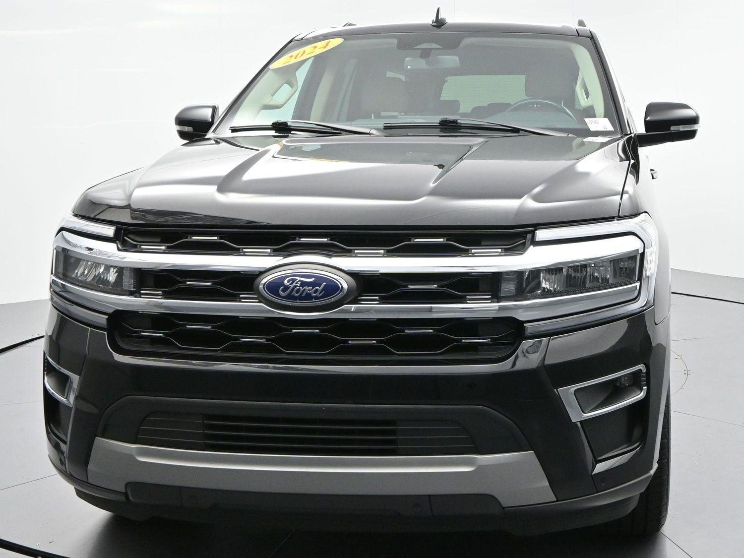 Used 2024 Agate Black Ford Limited image 2