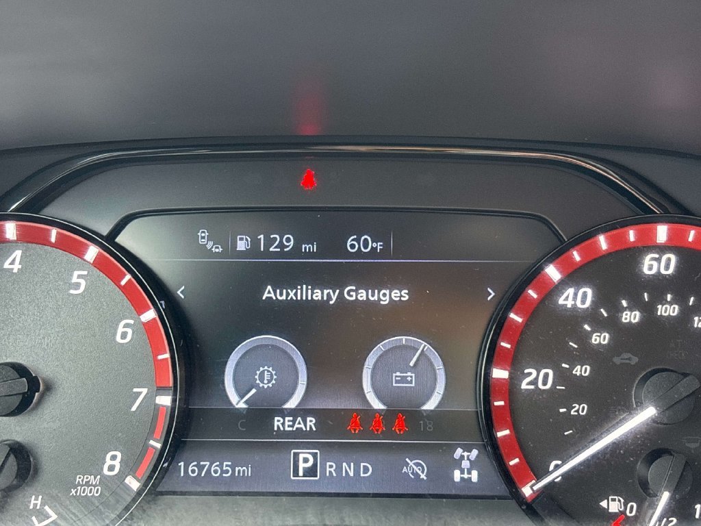 Used 2025 White Nissan PRO-4X image 25