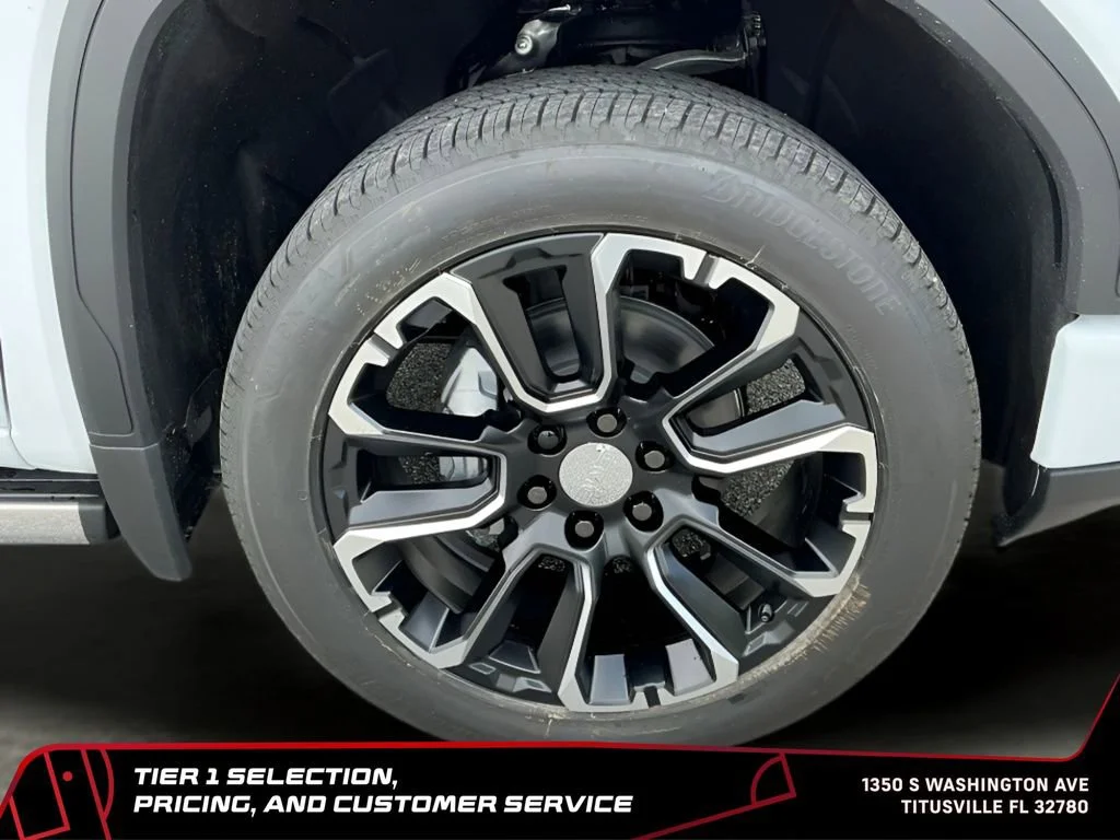 New 2026 Glacier White Tricoat GMC Denali image 37