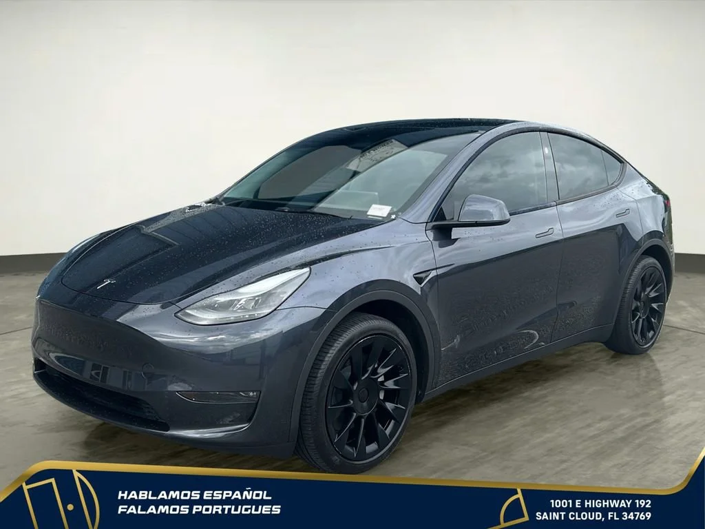 Used 2024  Tesla Long Range image 2