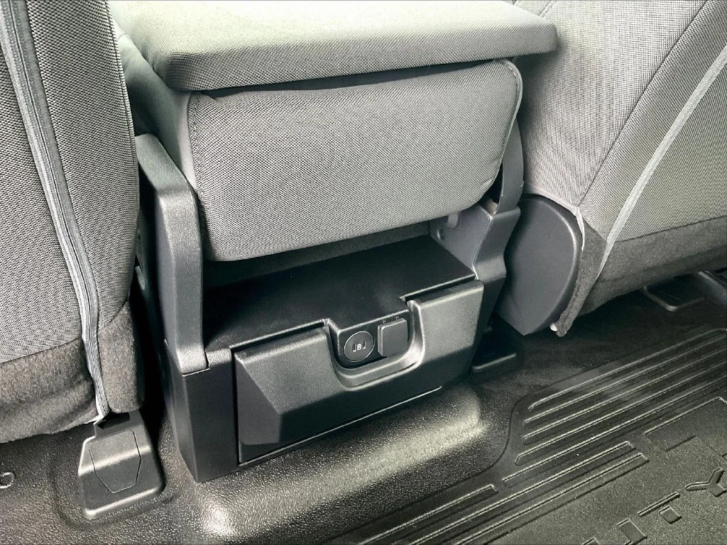 New 2026 Avalanche Ford F-350® XL image 18