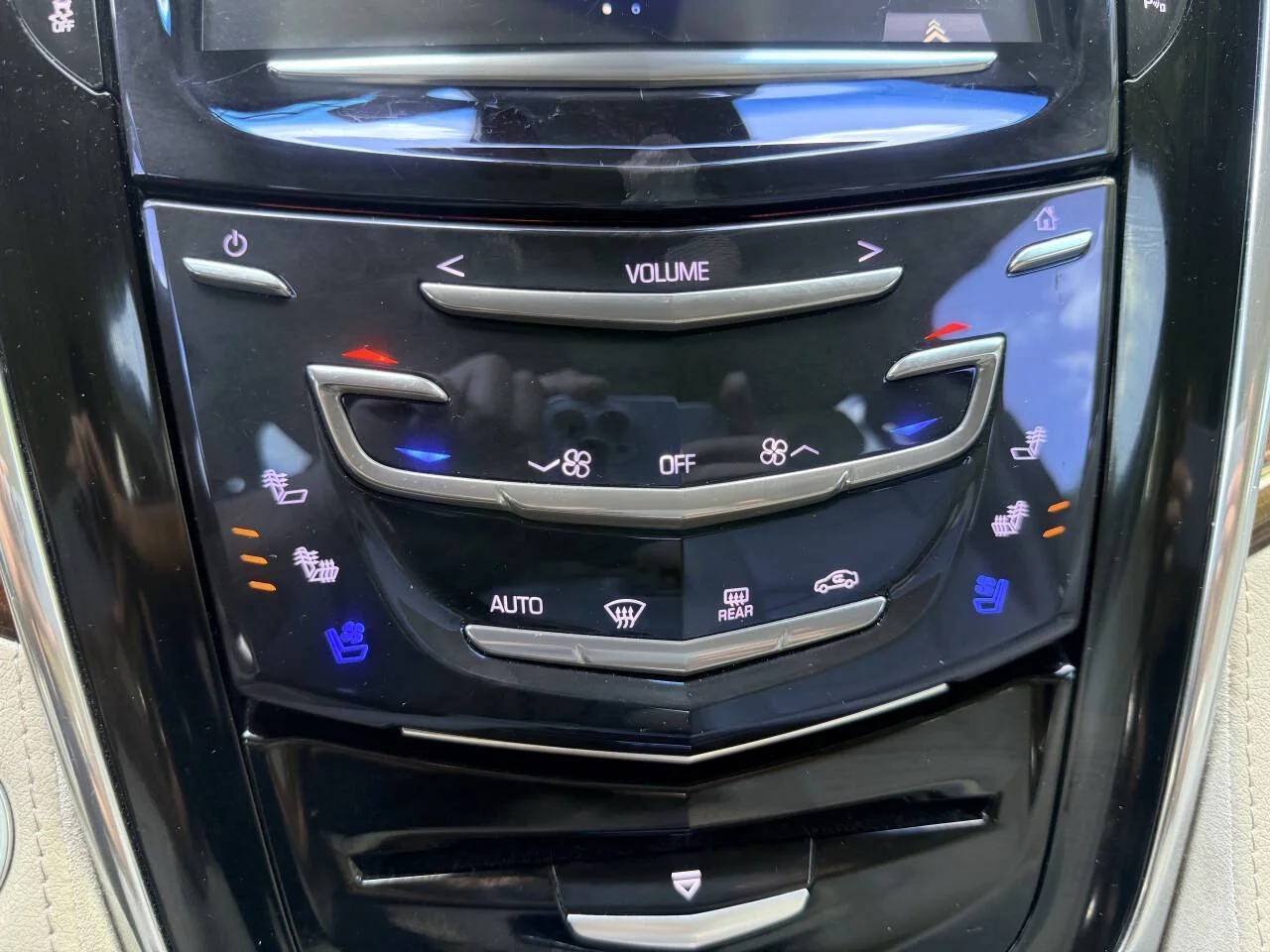 Used 2017 Tan Cadillac Premium Luxury 4x4 4dr SUV image 30