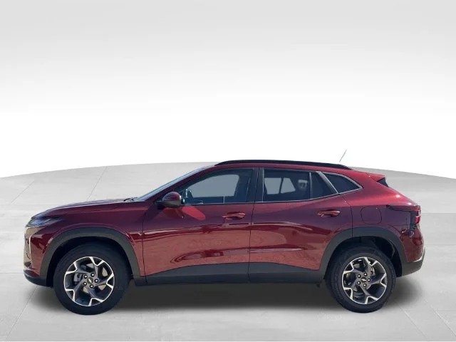 Used 2025 Red Chevrolet LT image 6