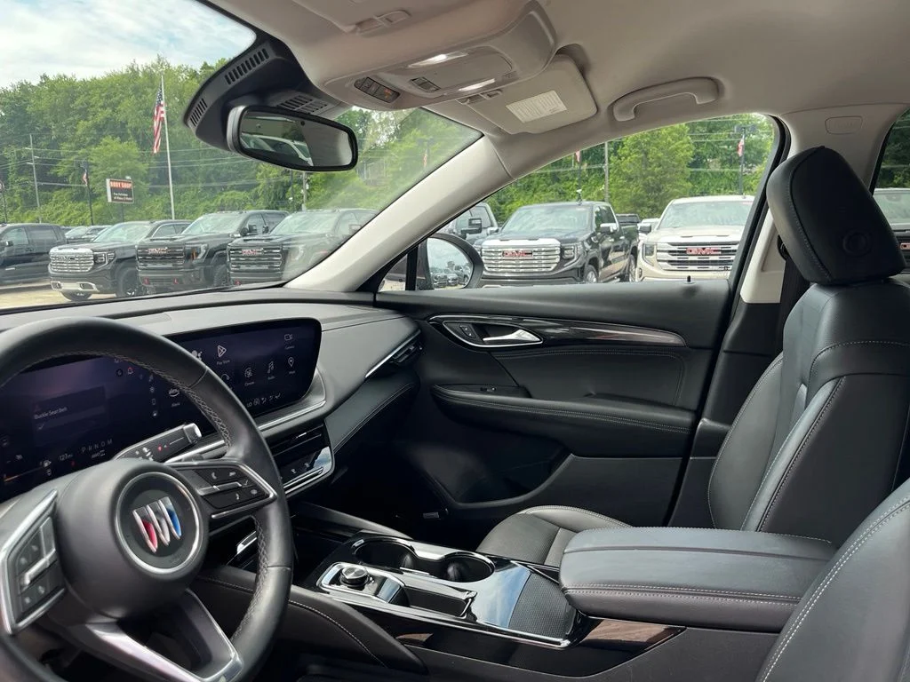Used 2024 Amethyst Metallic Buick Preferred image 18