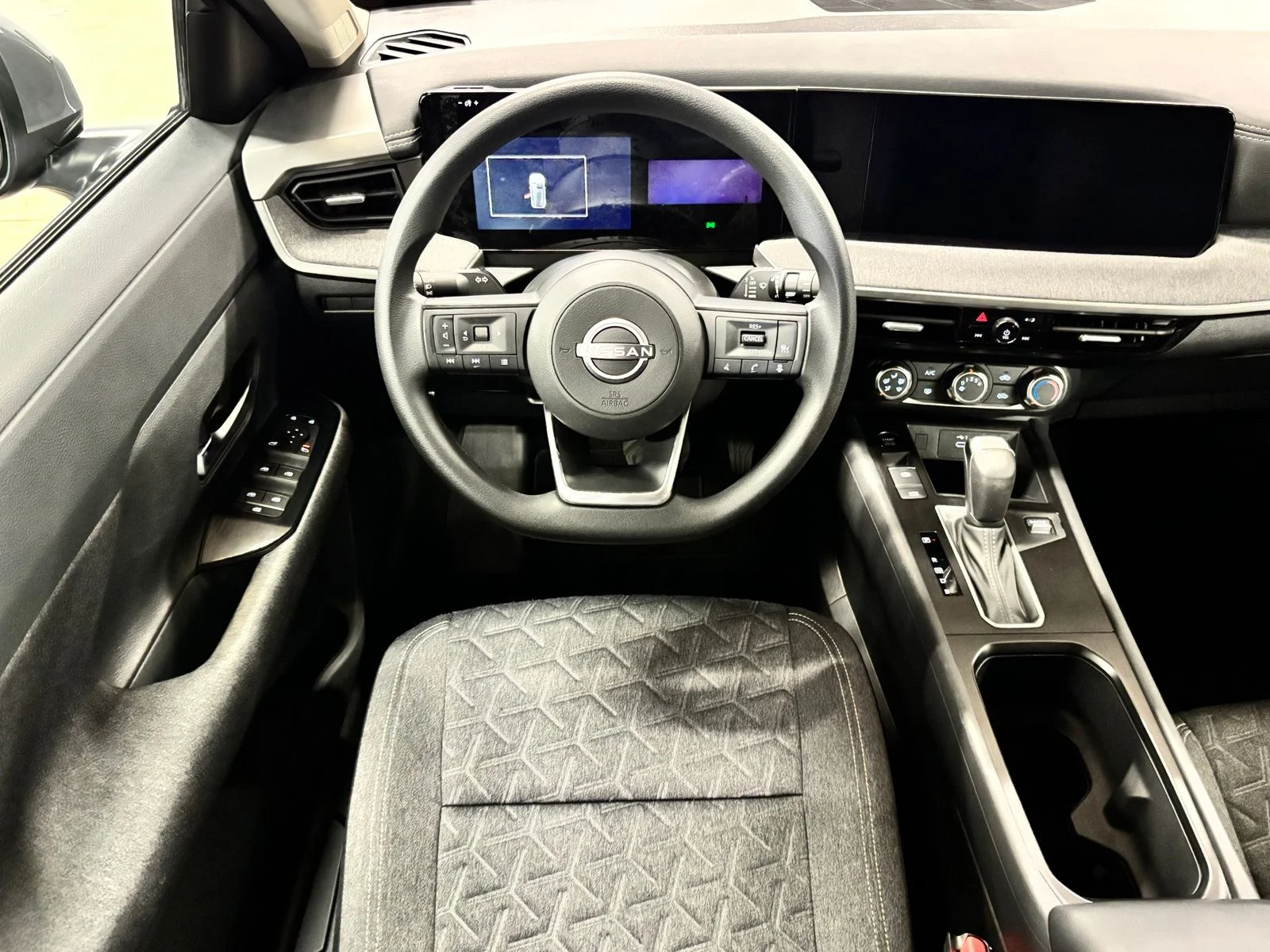 Used 2025 Gray Nissan SV image 12