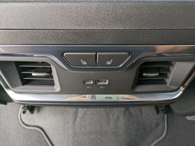 2026 GMC Sierra 1500 SLT - Photo 15