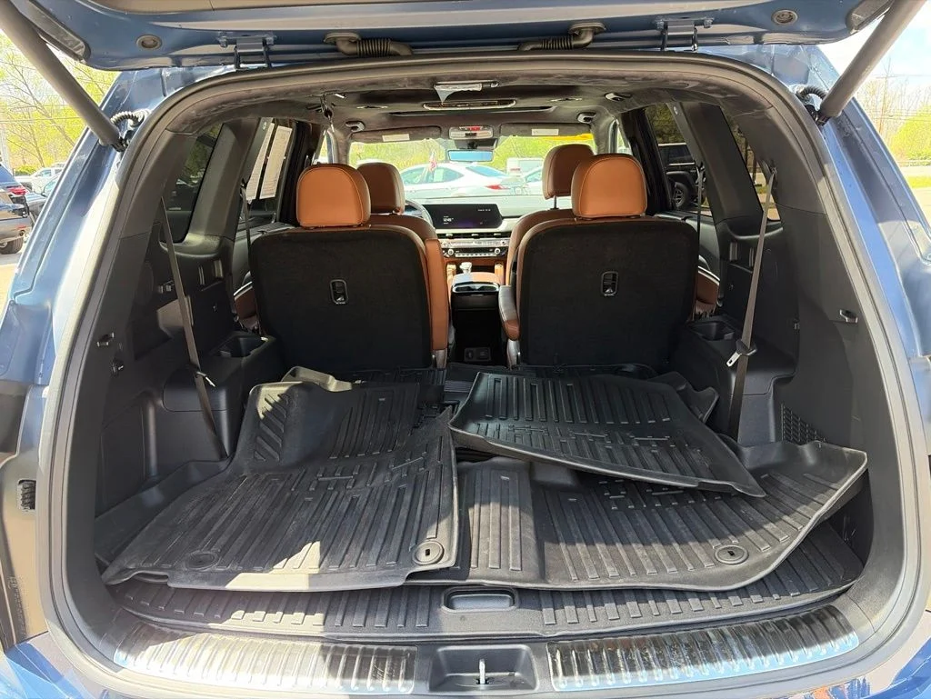 Used 2025 Black Kia SX-Prestige X-Line image 14