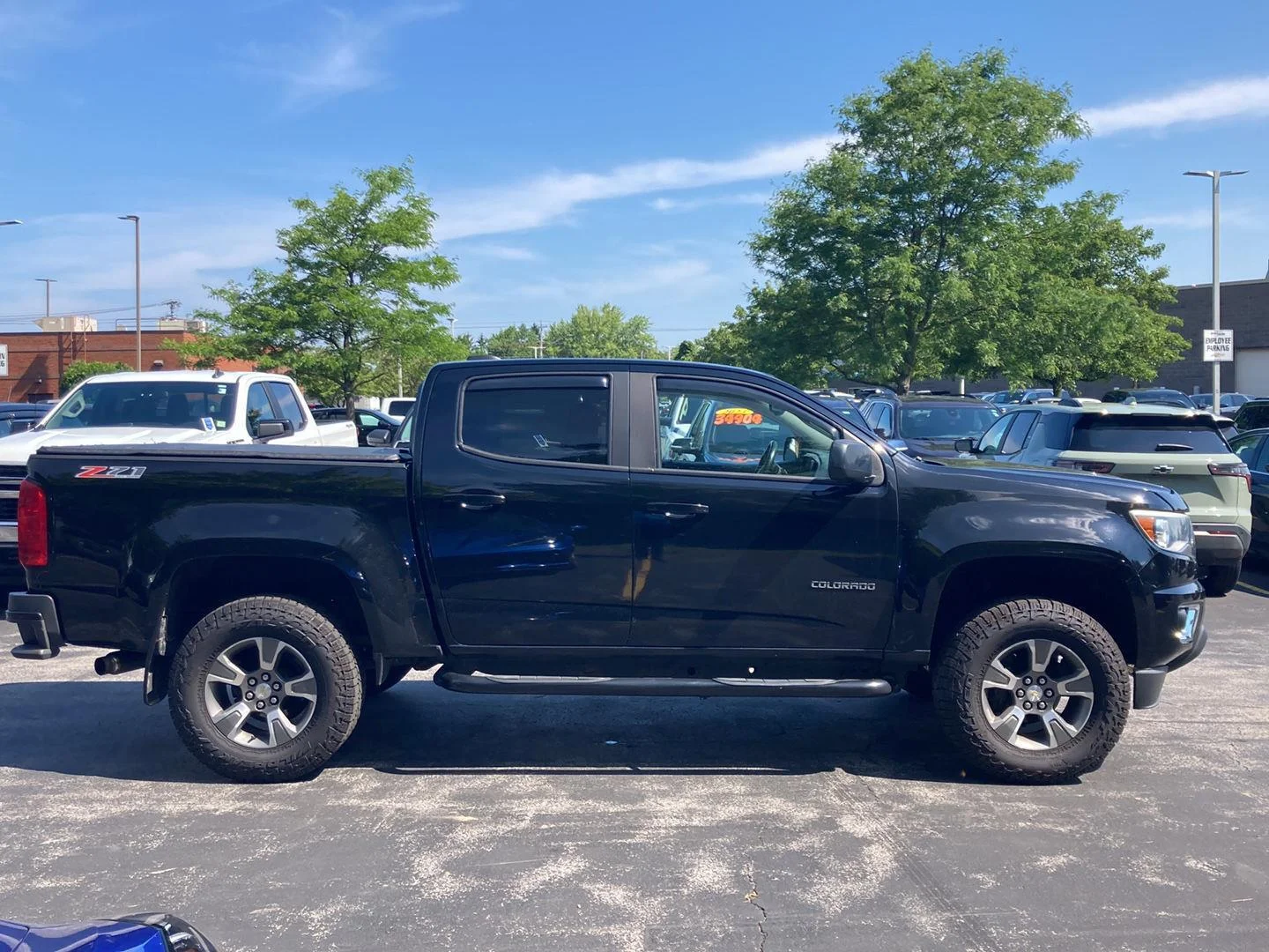 Used 2018 BLACK Chevrolet 4WD Z71 image 8