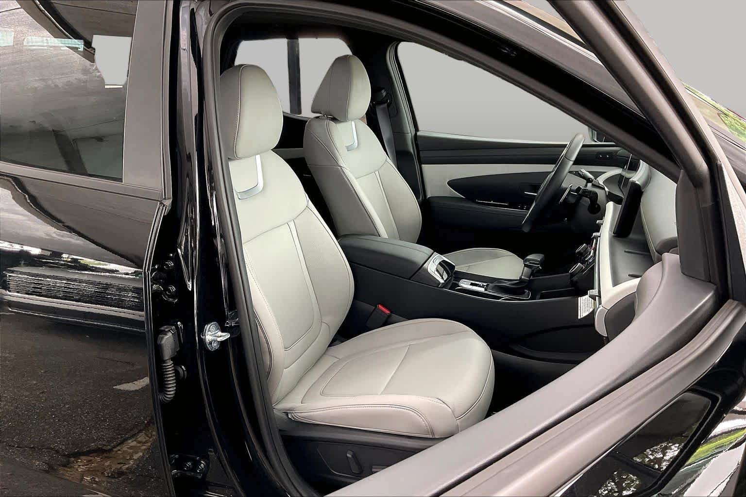 Certified Used 2026 Phantom Black Hyundai Limited image 9