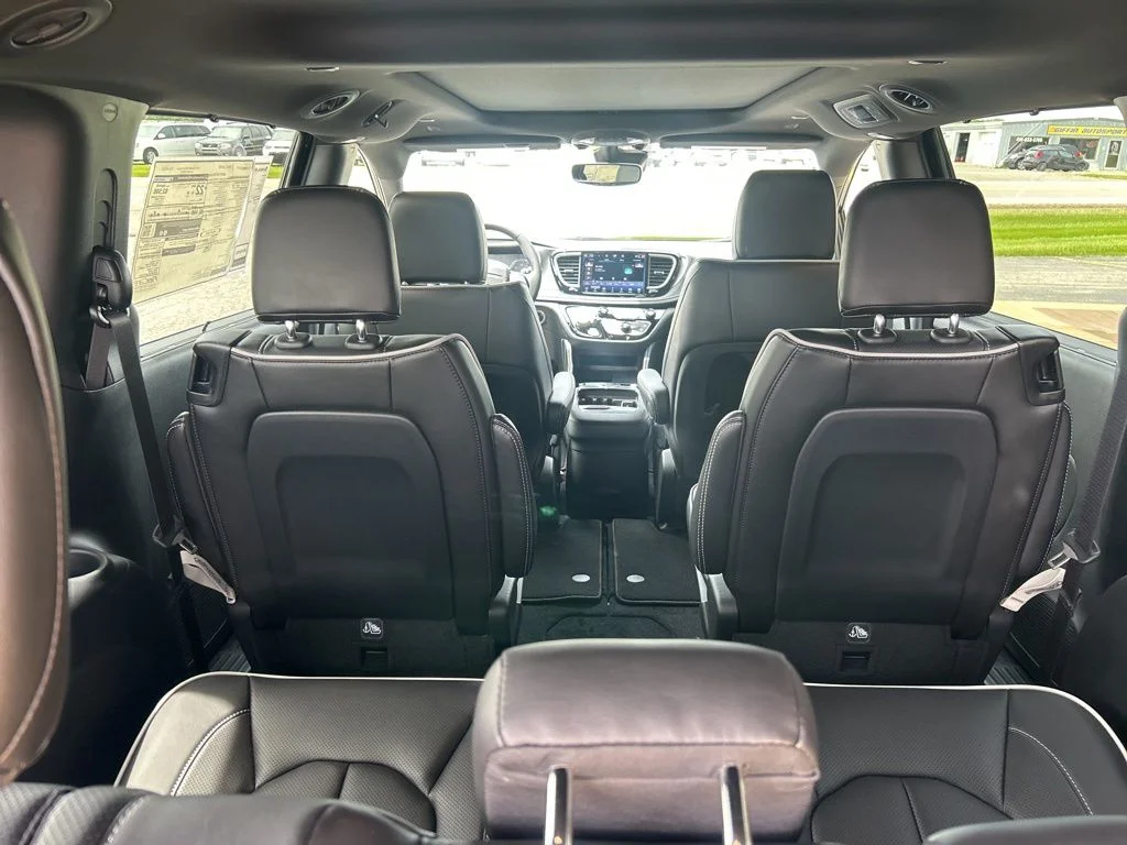 New 2027 Black Chrysler Limited image 11