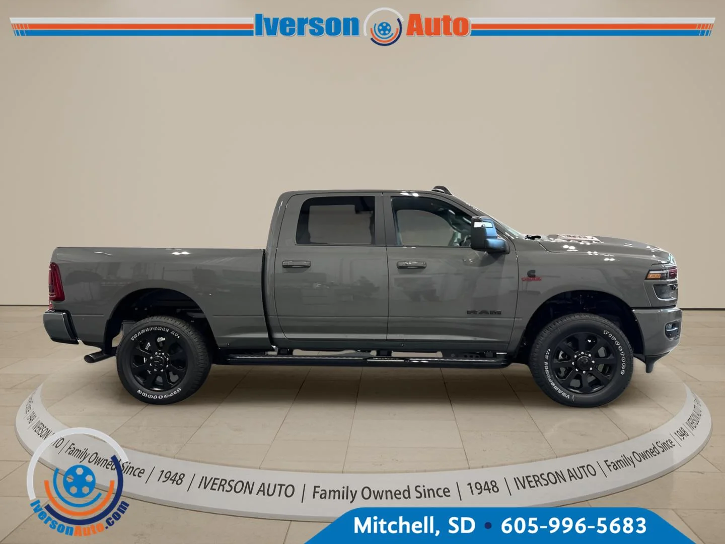 New 2026 Ceramic Gray Clear-Coat Exterior Paint RAM Laramie image 8