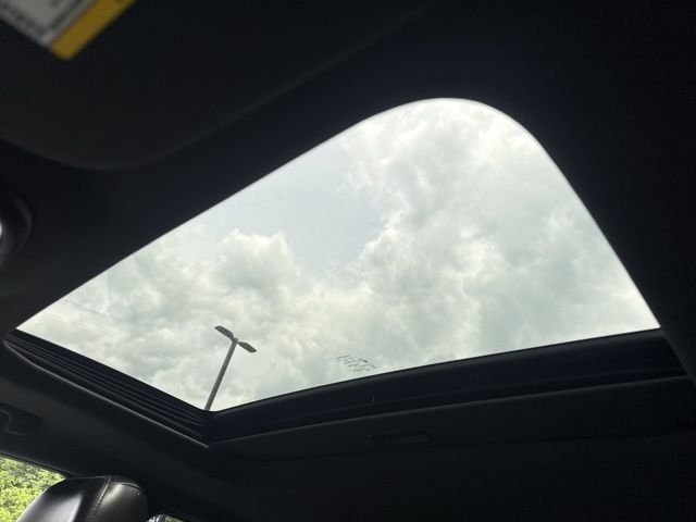 Used 2015 Black Jeep Altitude image 18